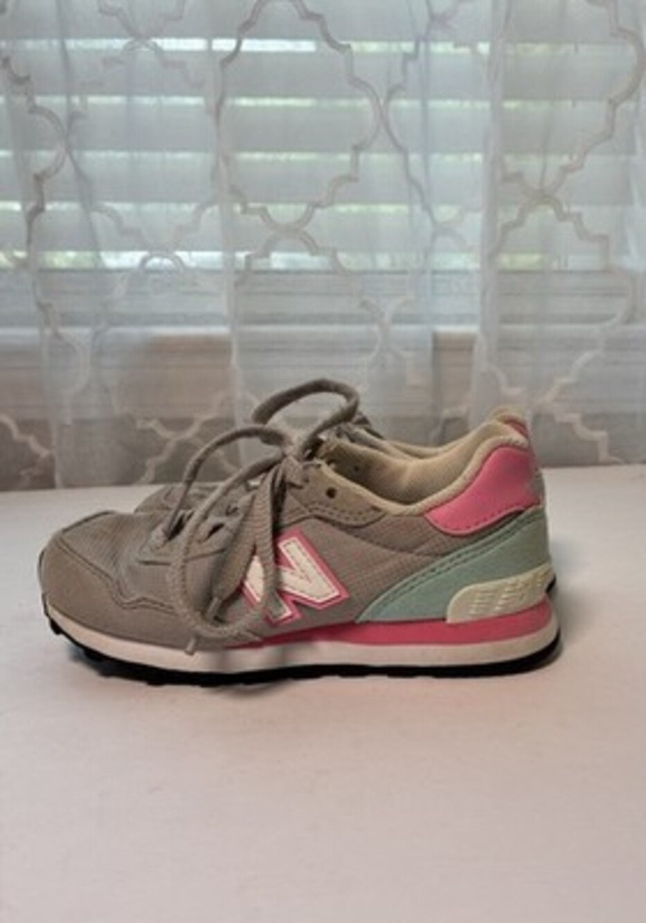 New Balance 515 Girls Size 11 Gray Pink Blue Retro Running Sneakers